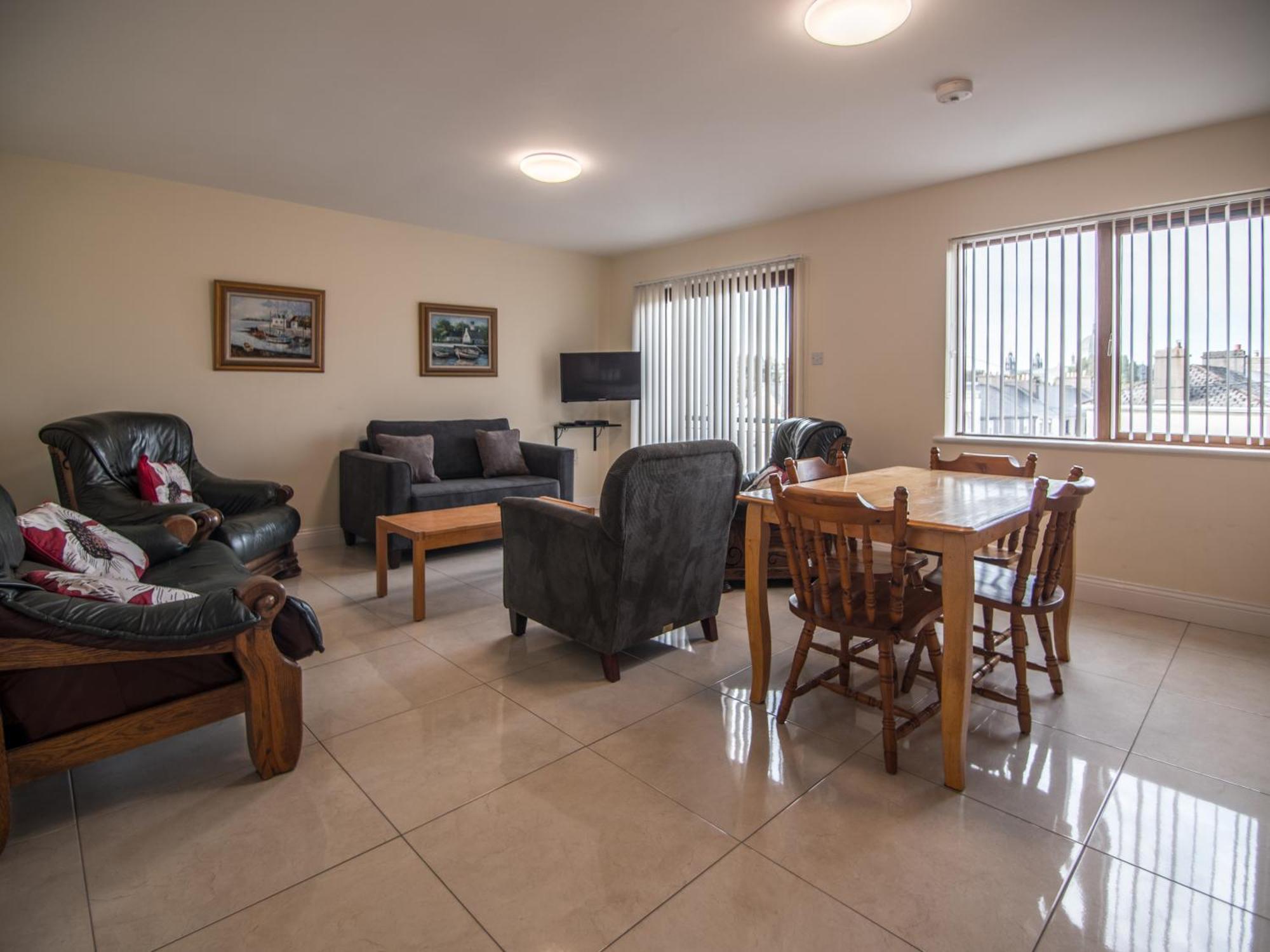 Donegan Court Aparthotel Galway Kültér fotó
