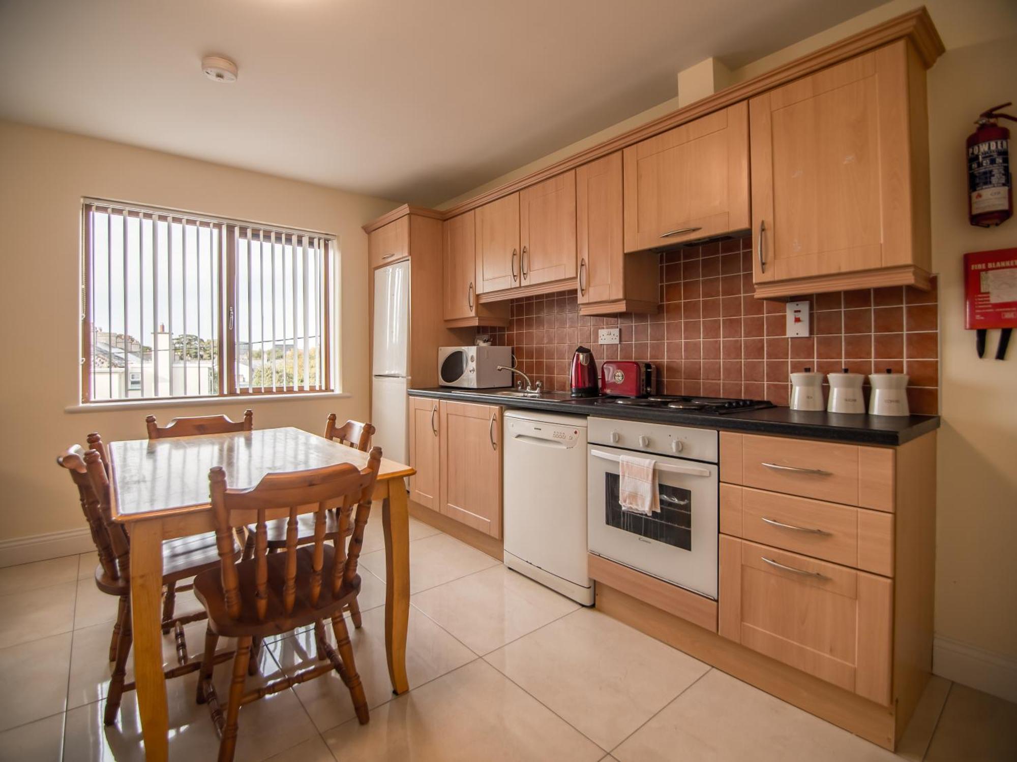 Donegan Court Aparthotel Galway Kültér fotó