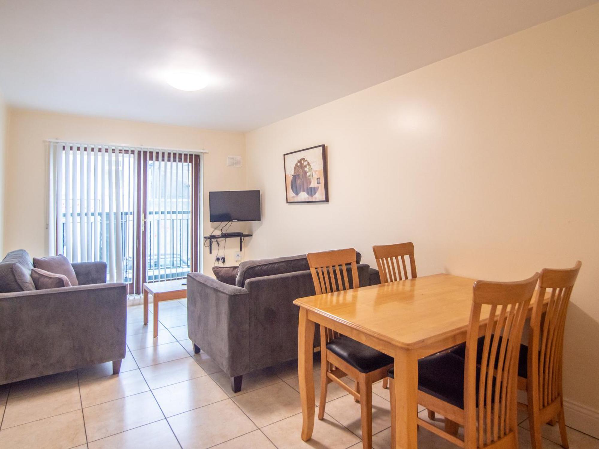 Donegan Court Aparthotel Galway Kültér fotó