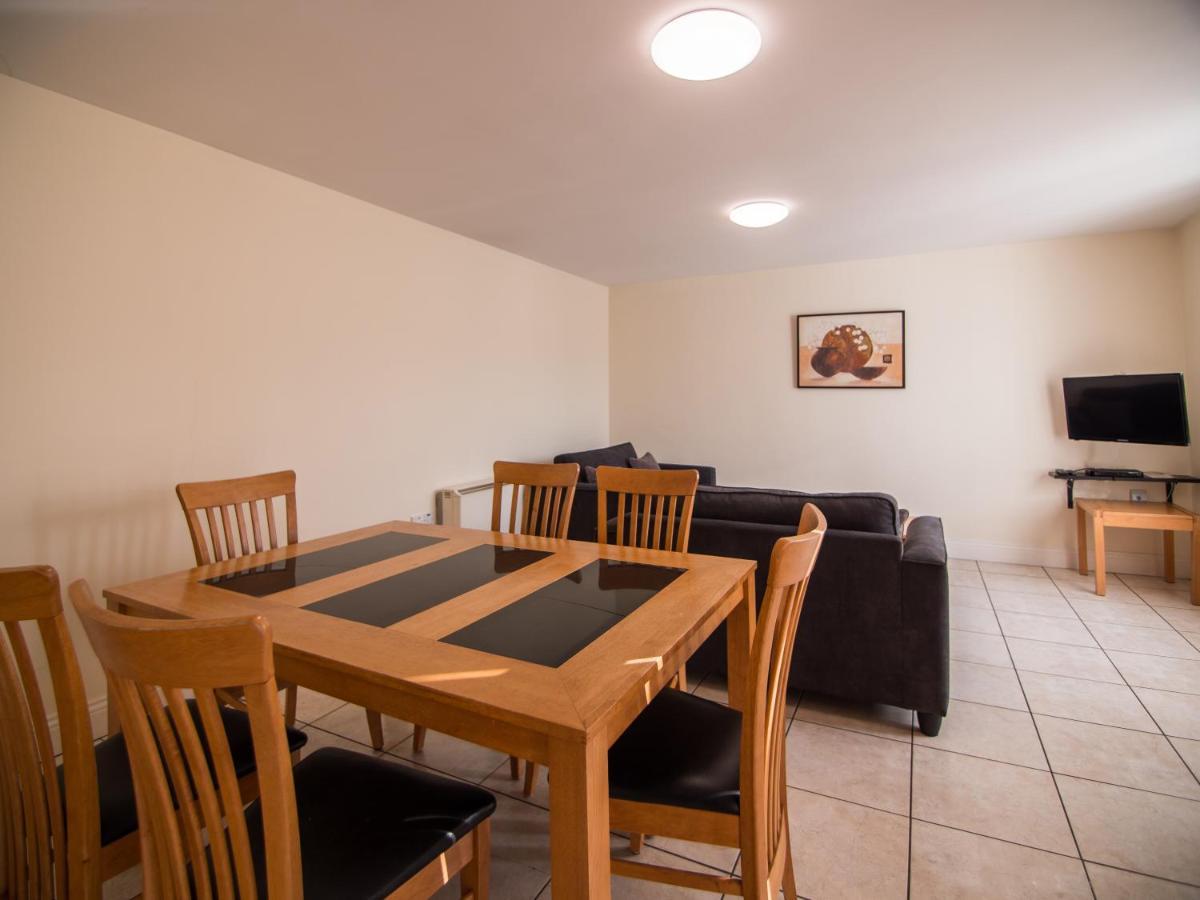 Donegan Court Aparthotel Galway Kültér fotó