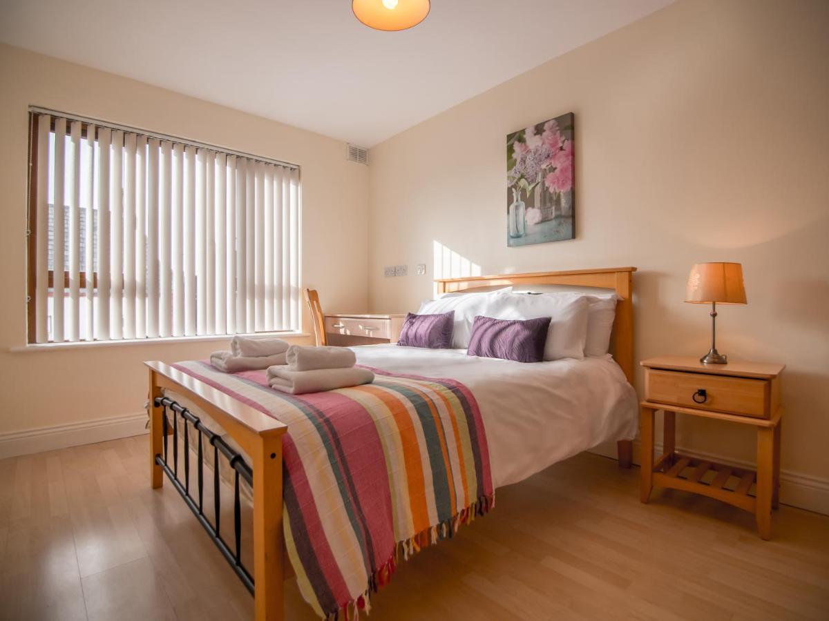 Donegan Court Aparthotel Galway Kültér fotó